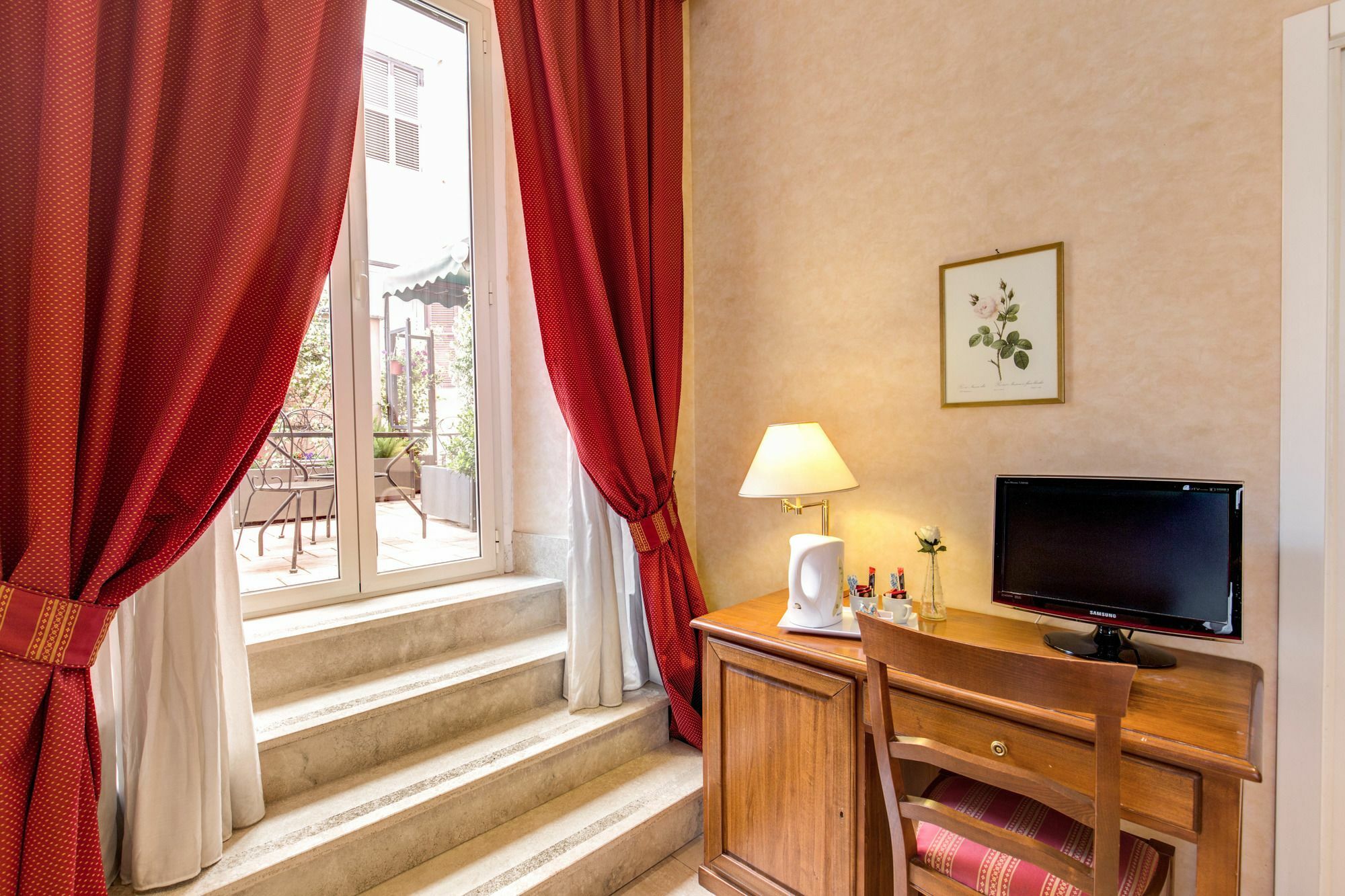 Wrh Suites Rome Buitenkant foto